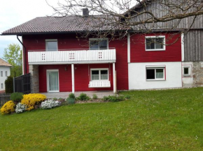 Ferienwohnung im Seidlerhof mit Balkon und Garten Röhrnbach